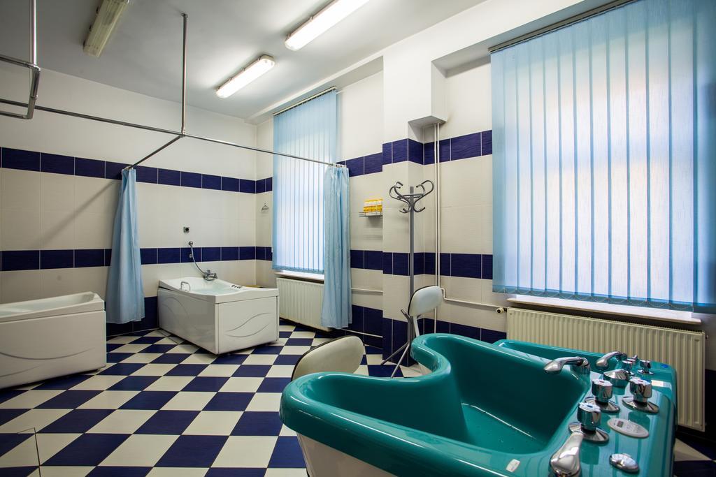 Hotel *** Nat Krynica Zdroj Luaran gambar