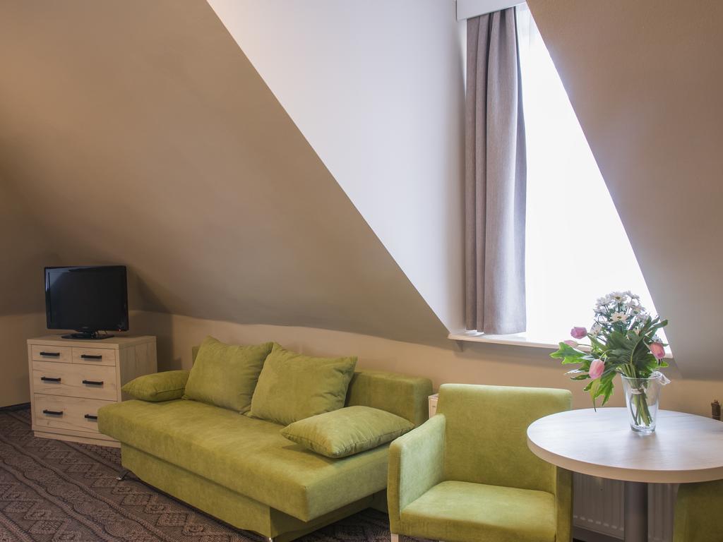 Hotel *** Nat Krynica Zdroj Luaran gambar