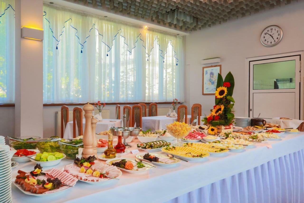 Hotel *** Nat Krynica Zdroj Luaran gambar