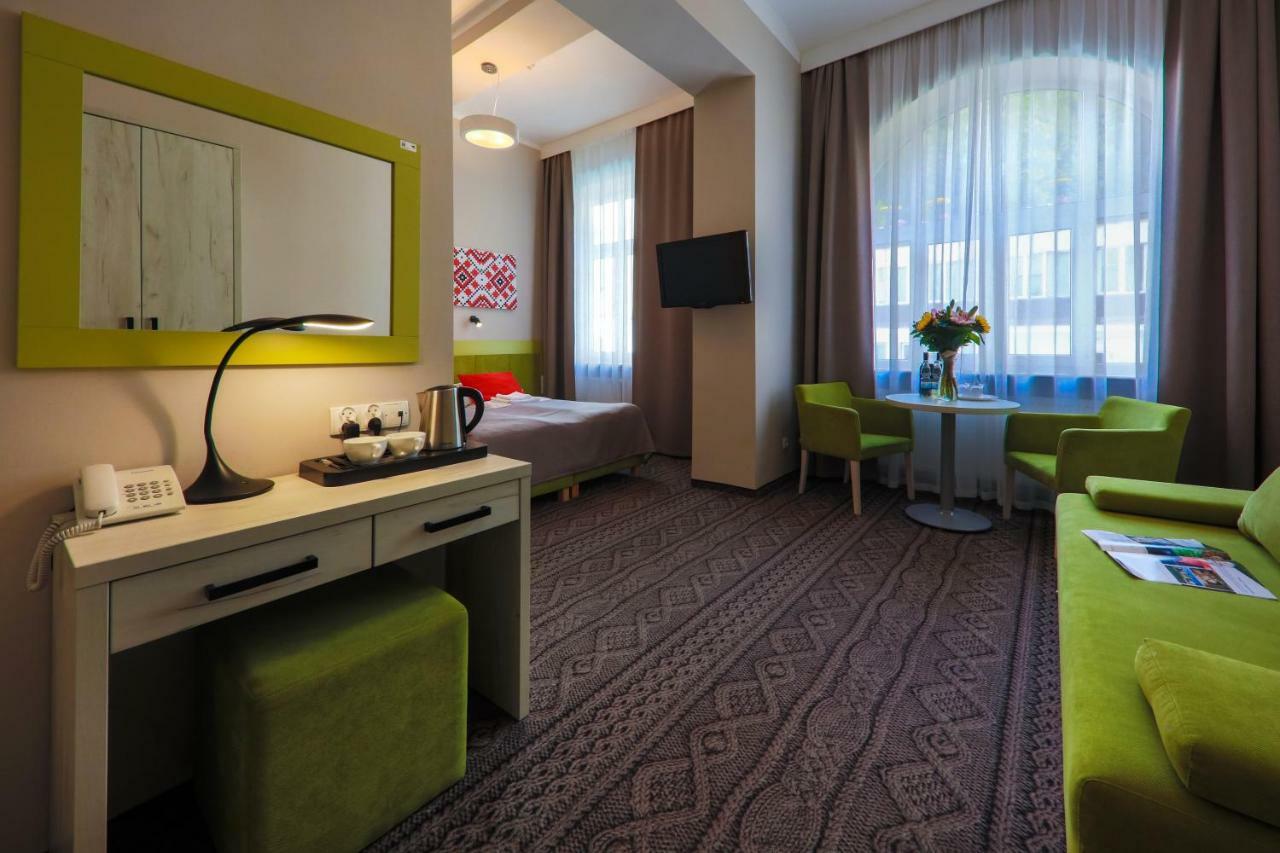 Hotel *** Nat Krynica Zdroj Luaran gambar